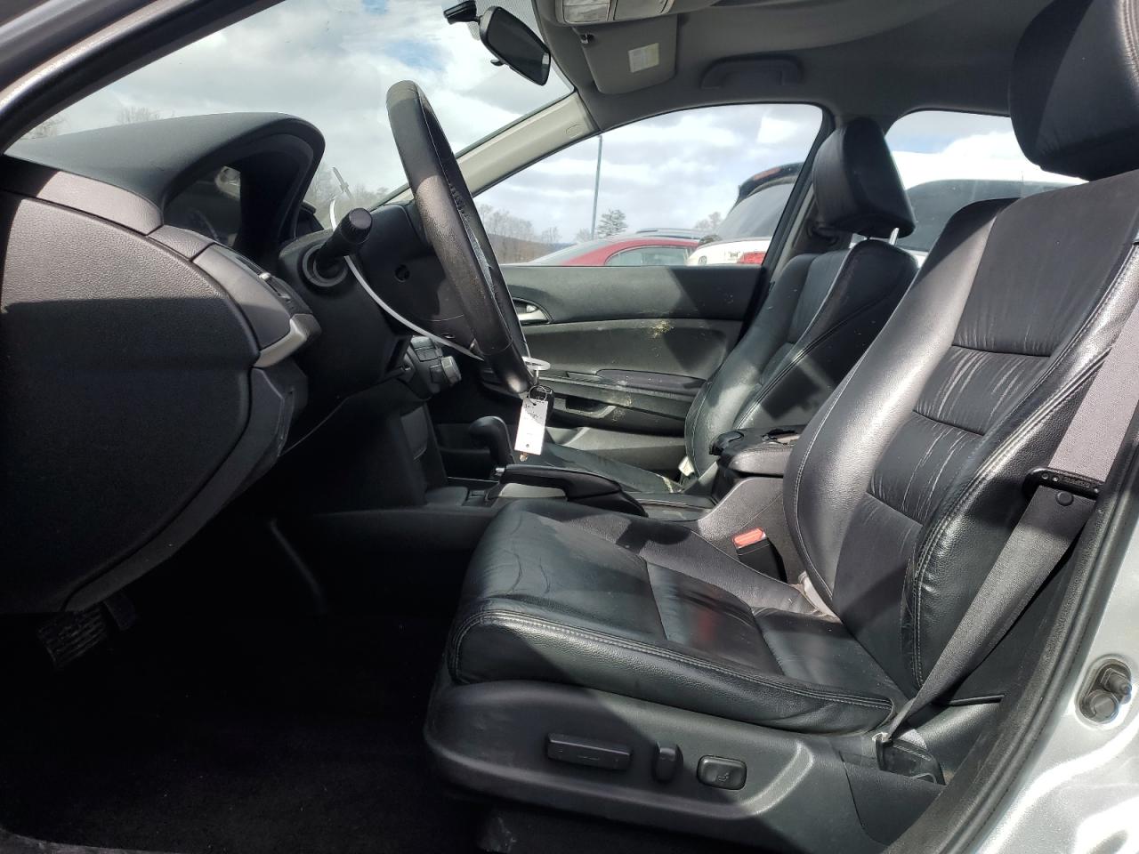 2012 Honda Accord - Image 7