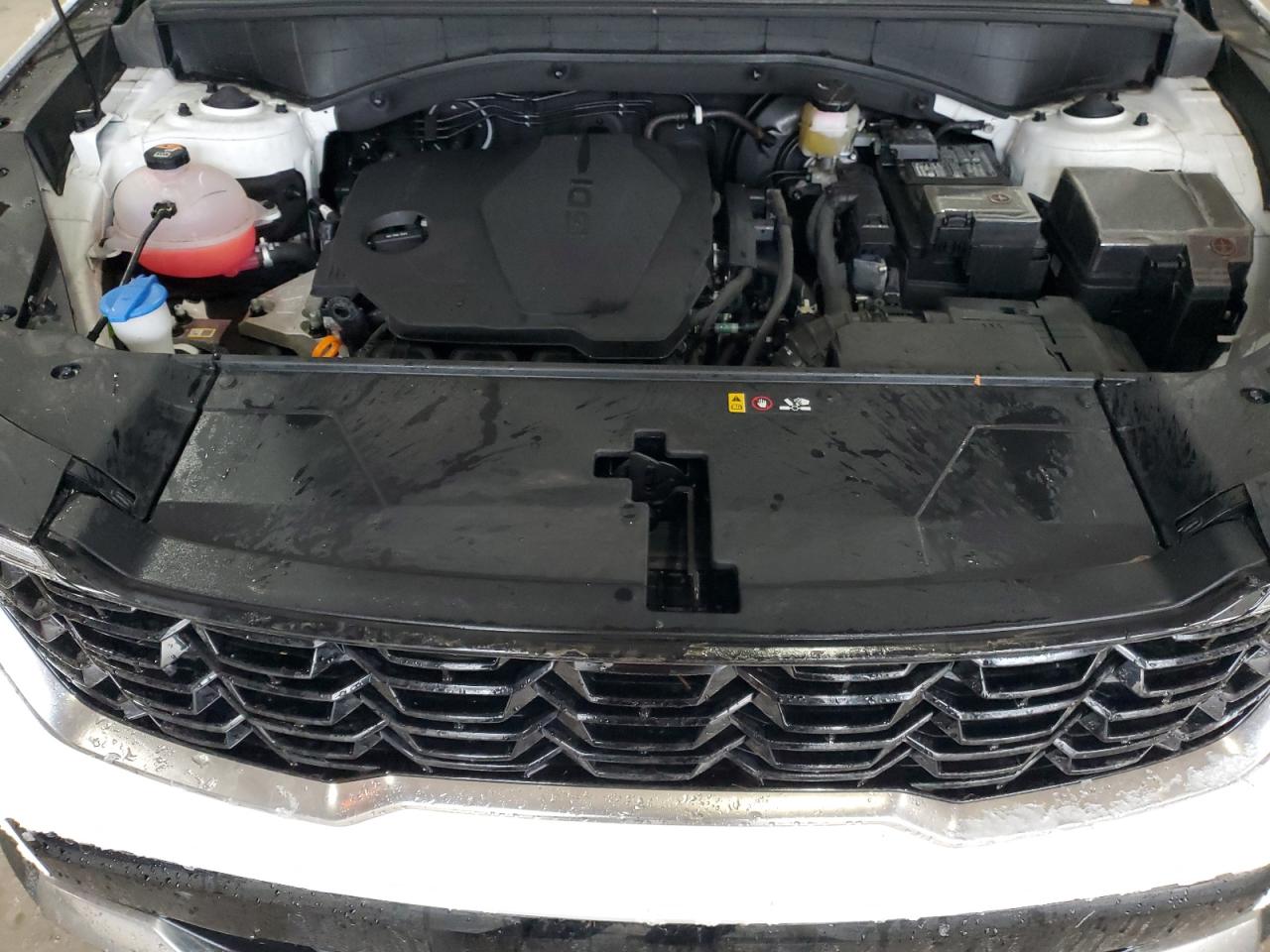 2024 Kia Sorento - Image 12