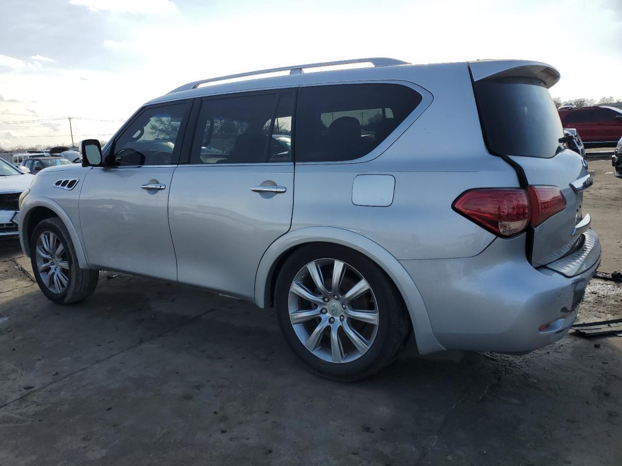 2012 Infiniti QX56 - Image 2