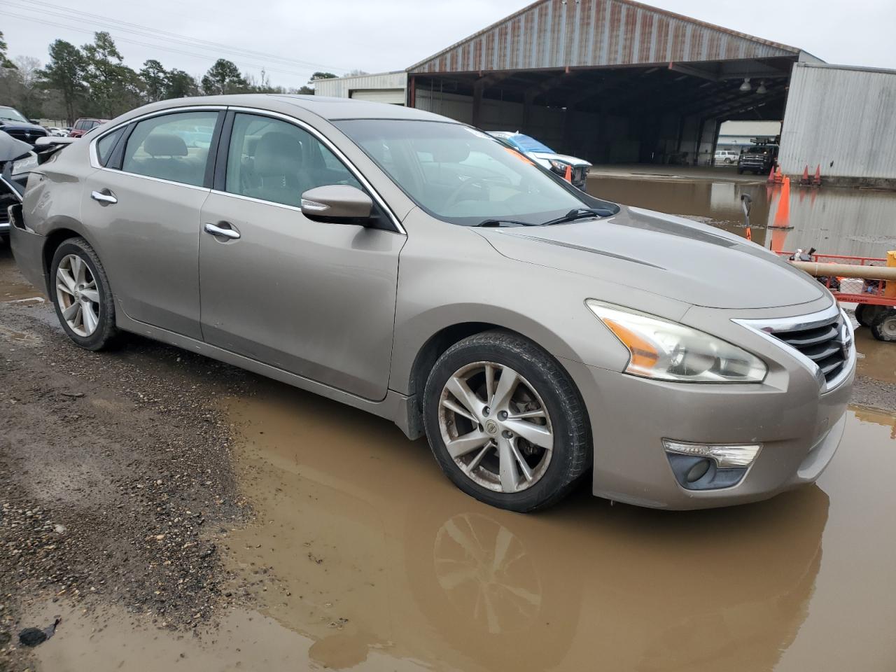 2013 Nissan Altima - Image 4