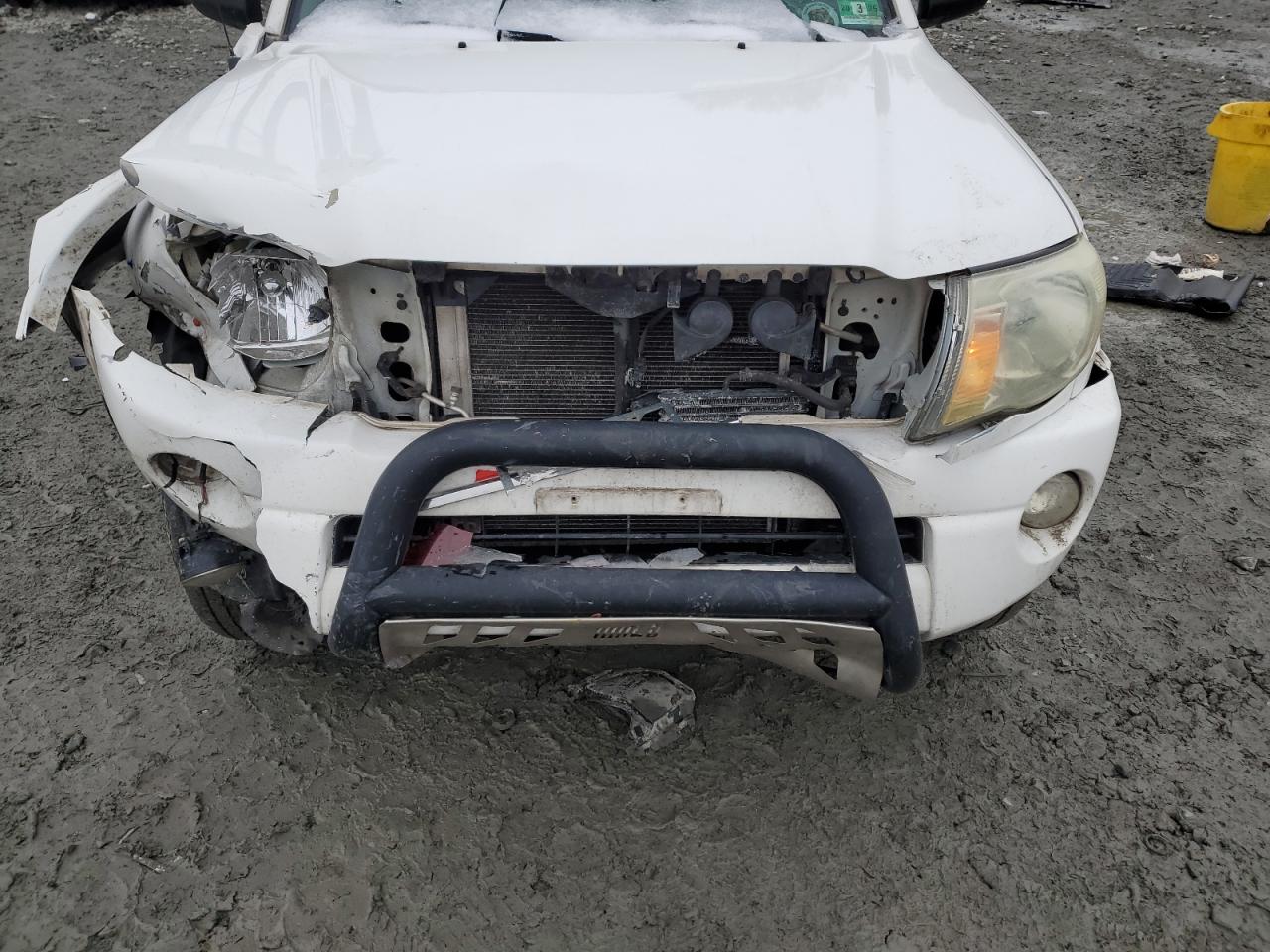 2010 Toyota Tacoma - Image 12