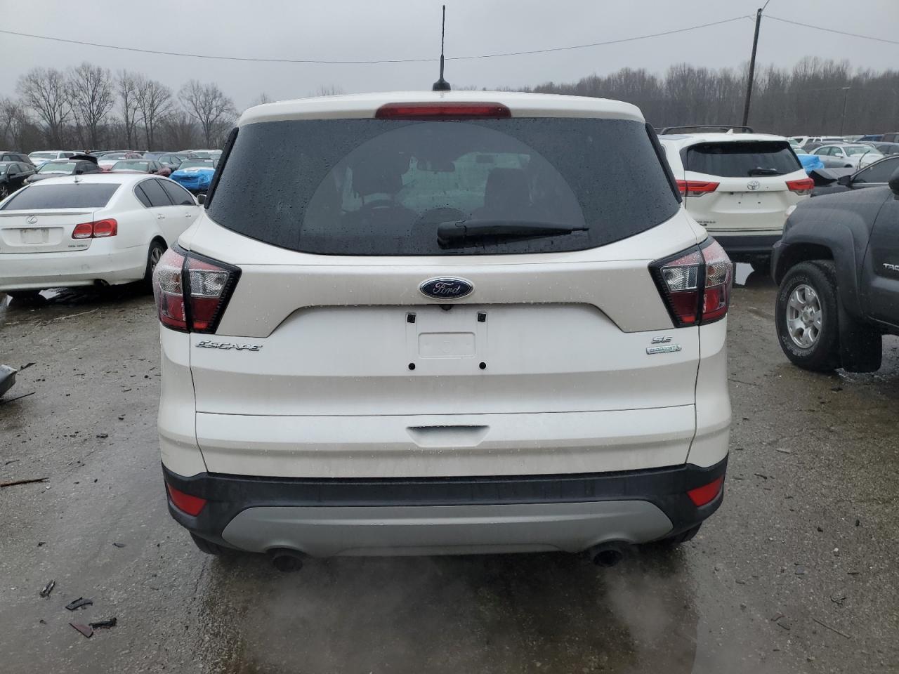 2017 Ford Escape - Image 6