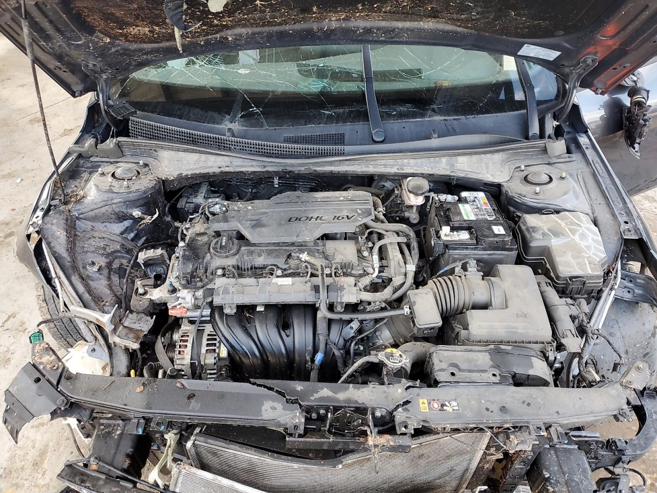 2021 Hyundai Elantra - Image 11