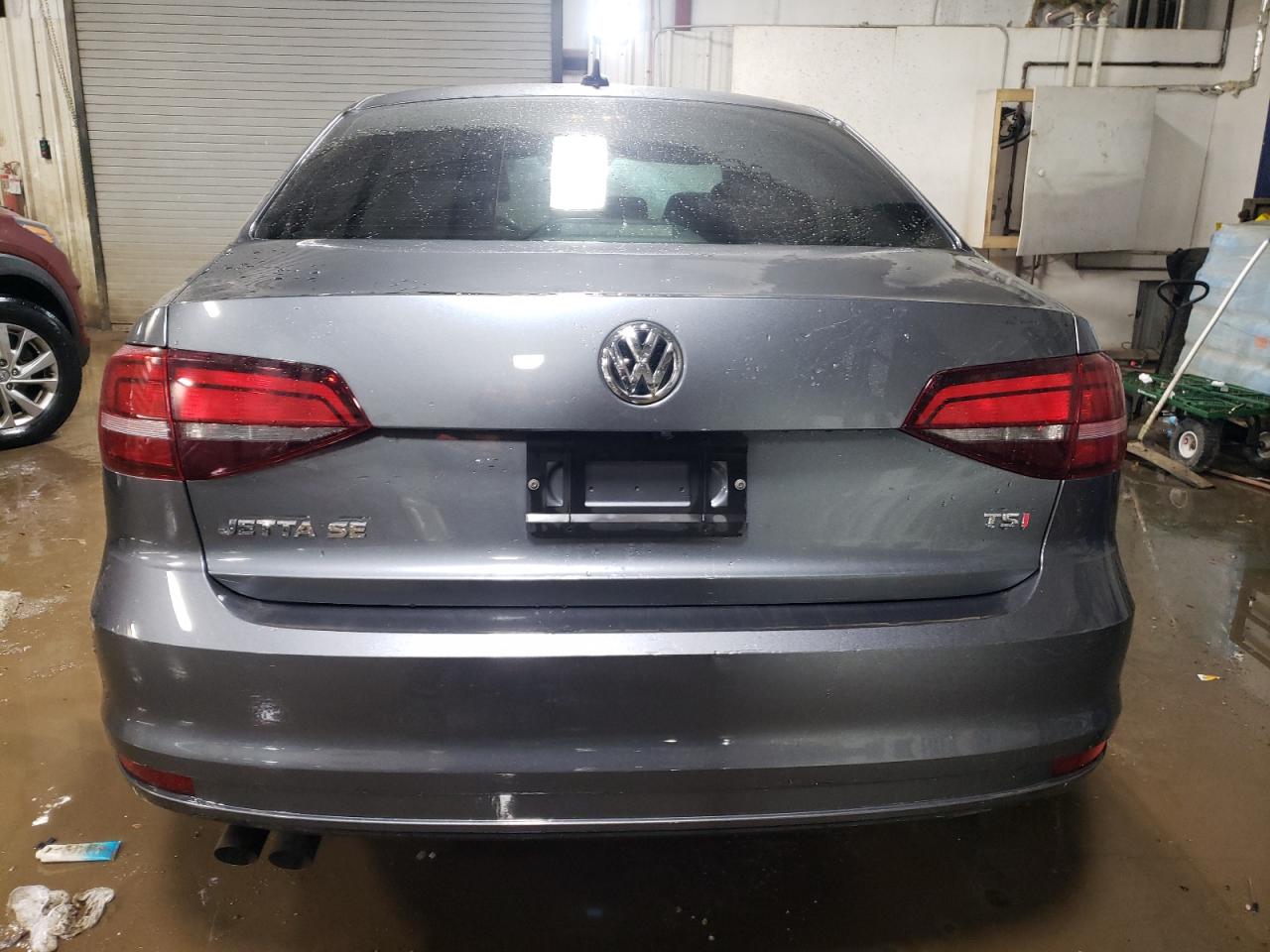 2016 Volkswagen Jetta - Image 6