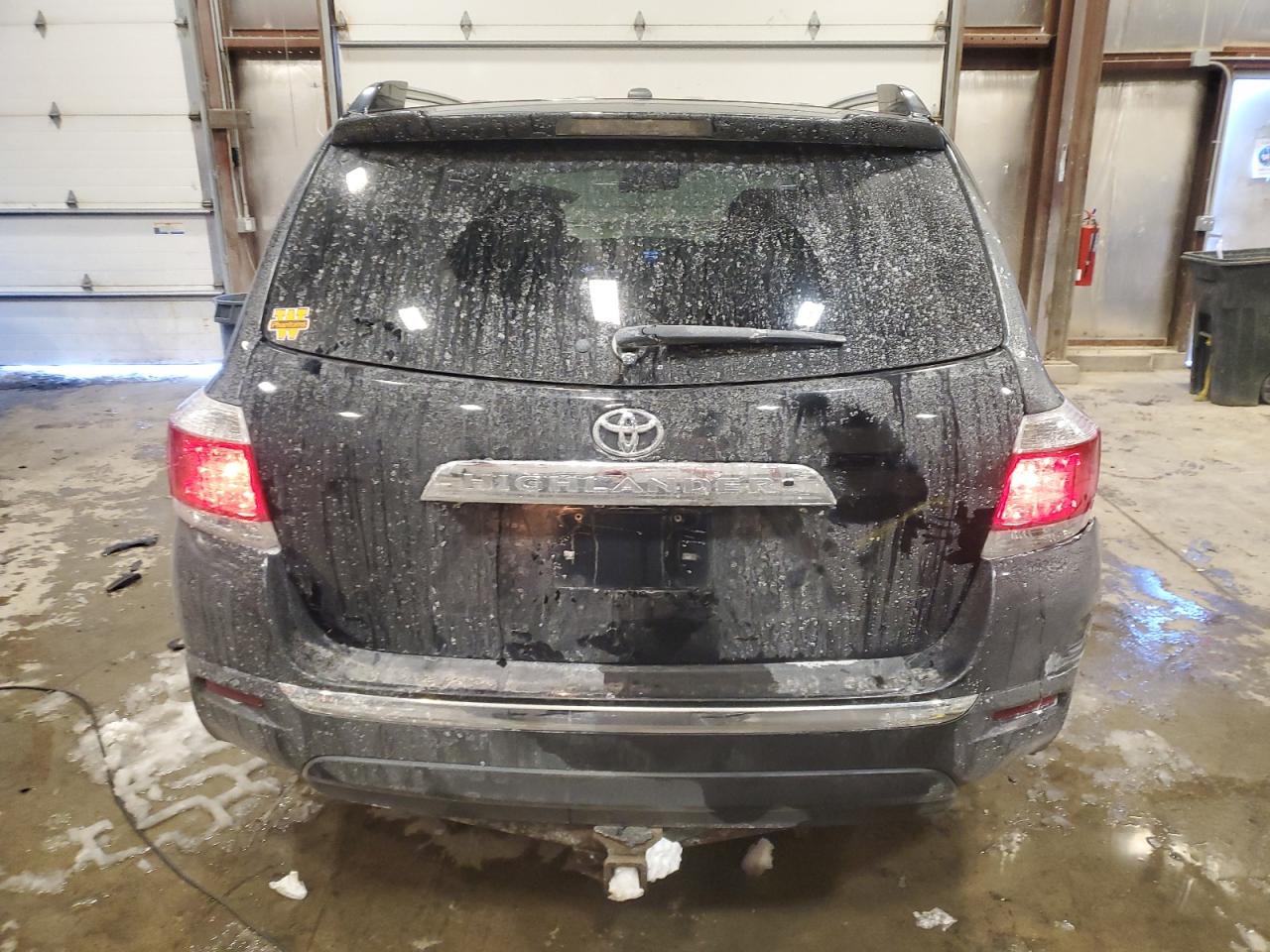 2013 Toyota Highlander - Image 6