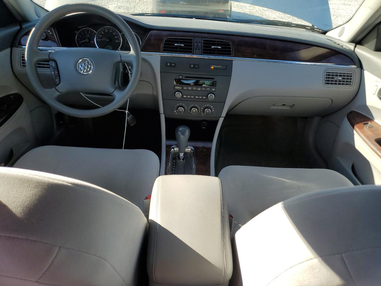 2007 Buick LaCrosse - Image 8