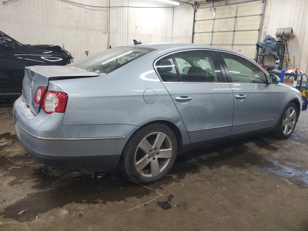 2008 Volkswagen Passat - Image 3