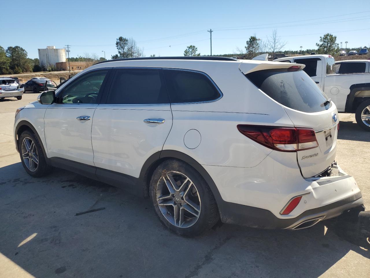 2017 Hyundai Santa Fe - Image 2