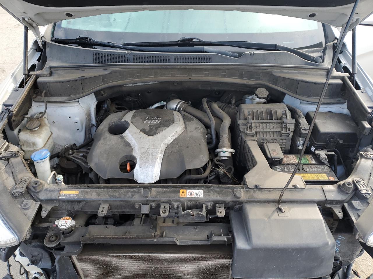 2014 Hyundai Santa Fe - Image 11