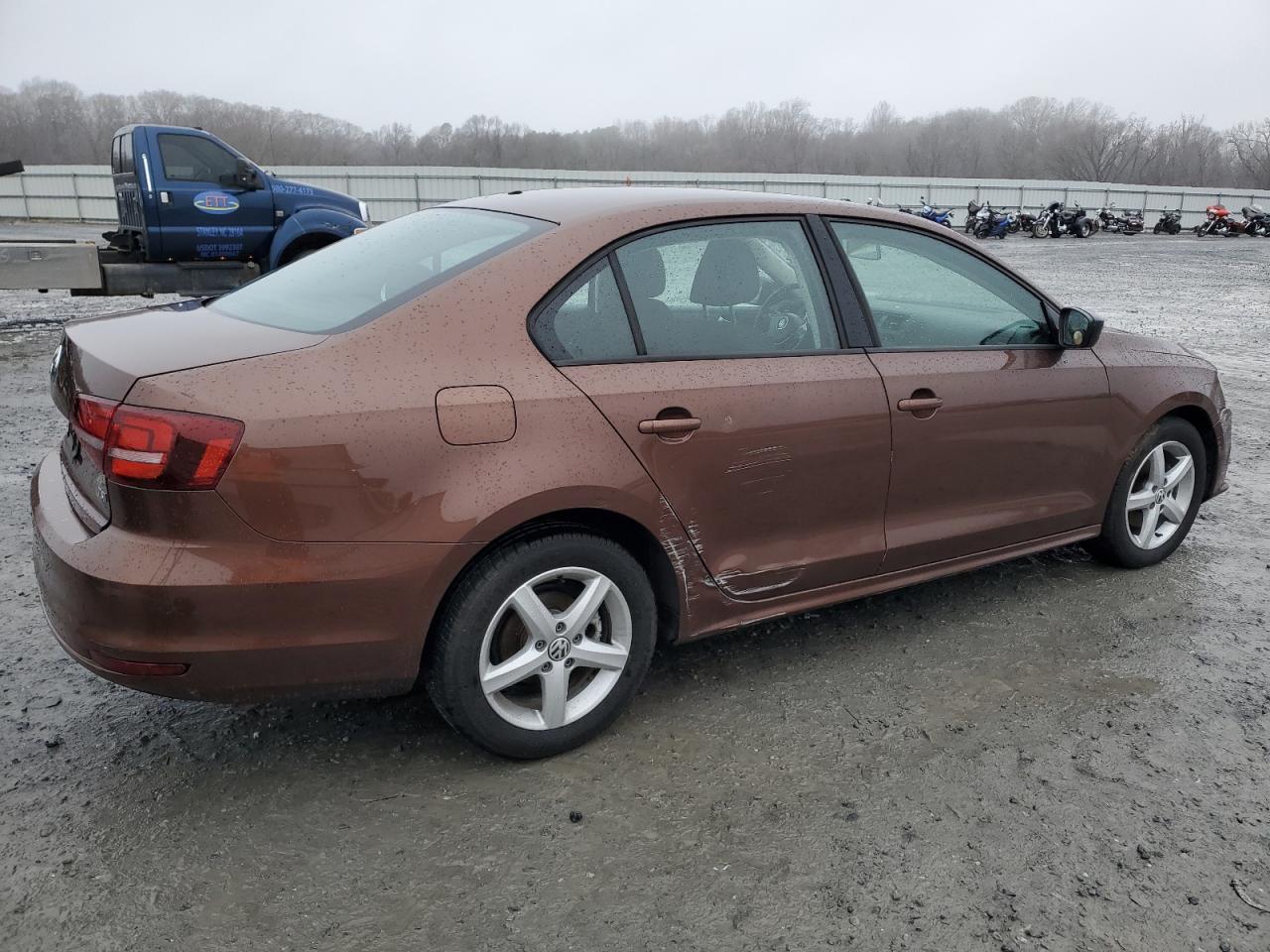 2016 Volkswagen Jetta - Image 3