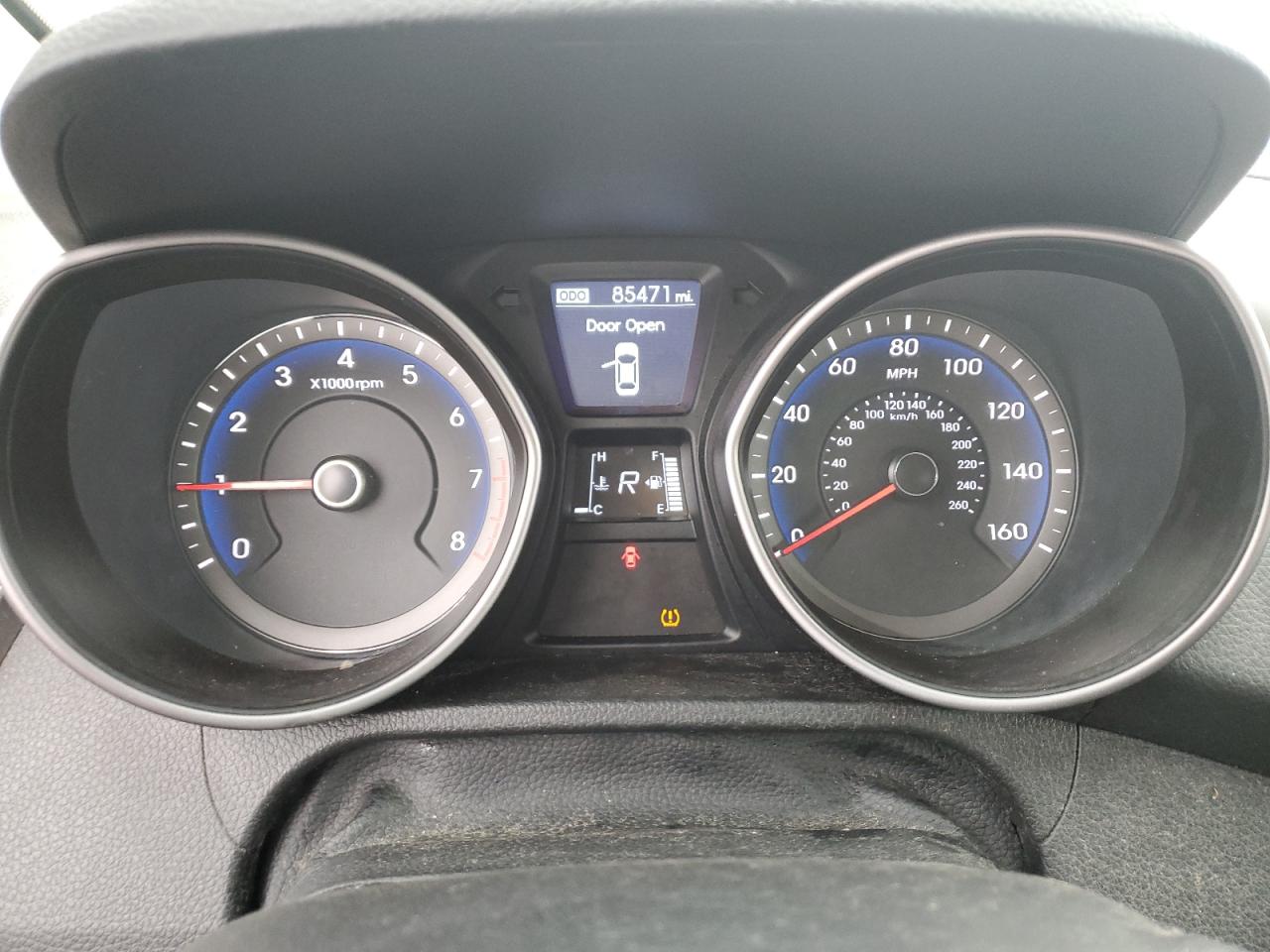 2014 Hyundai Elantra - Image 9