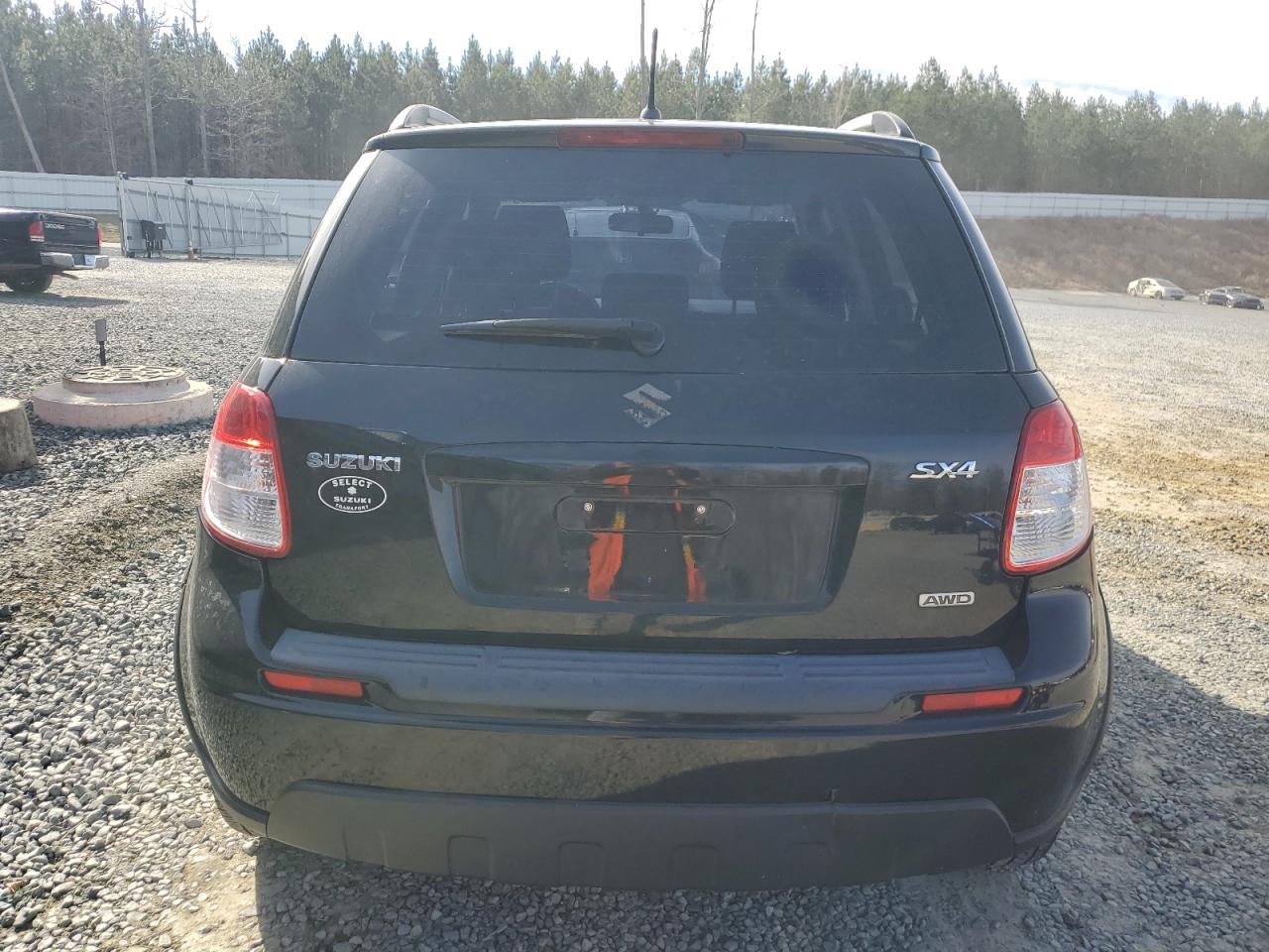 2010 Suzuki SX4 - Image 6