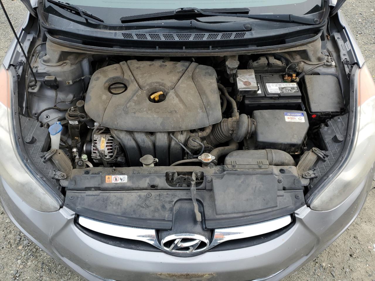 2013 Hyundai Elantra - Image 11