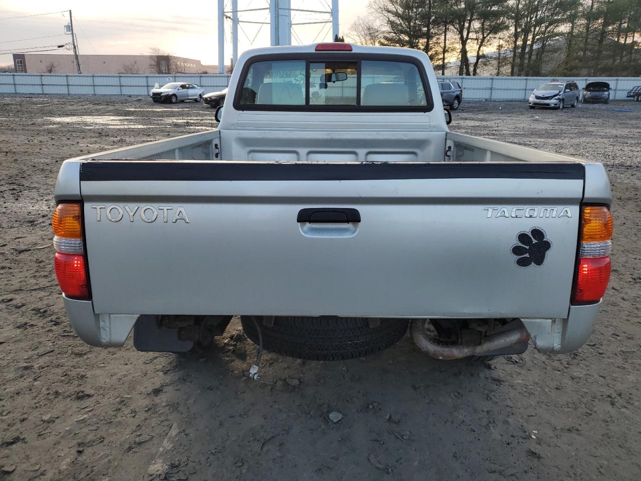 2004 Toyota Tacoma - Image 6