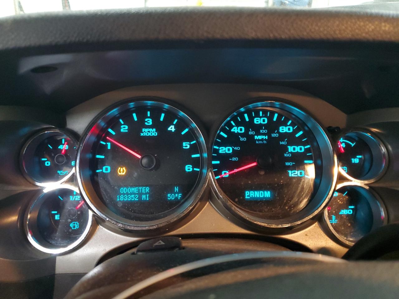 2011 GMC Sierra - Image 9