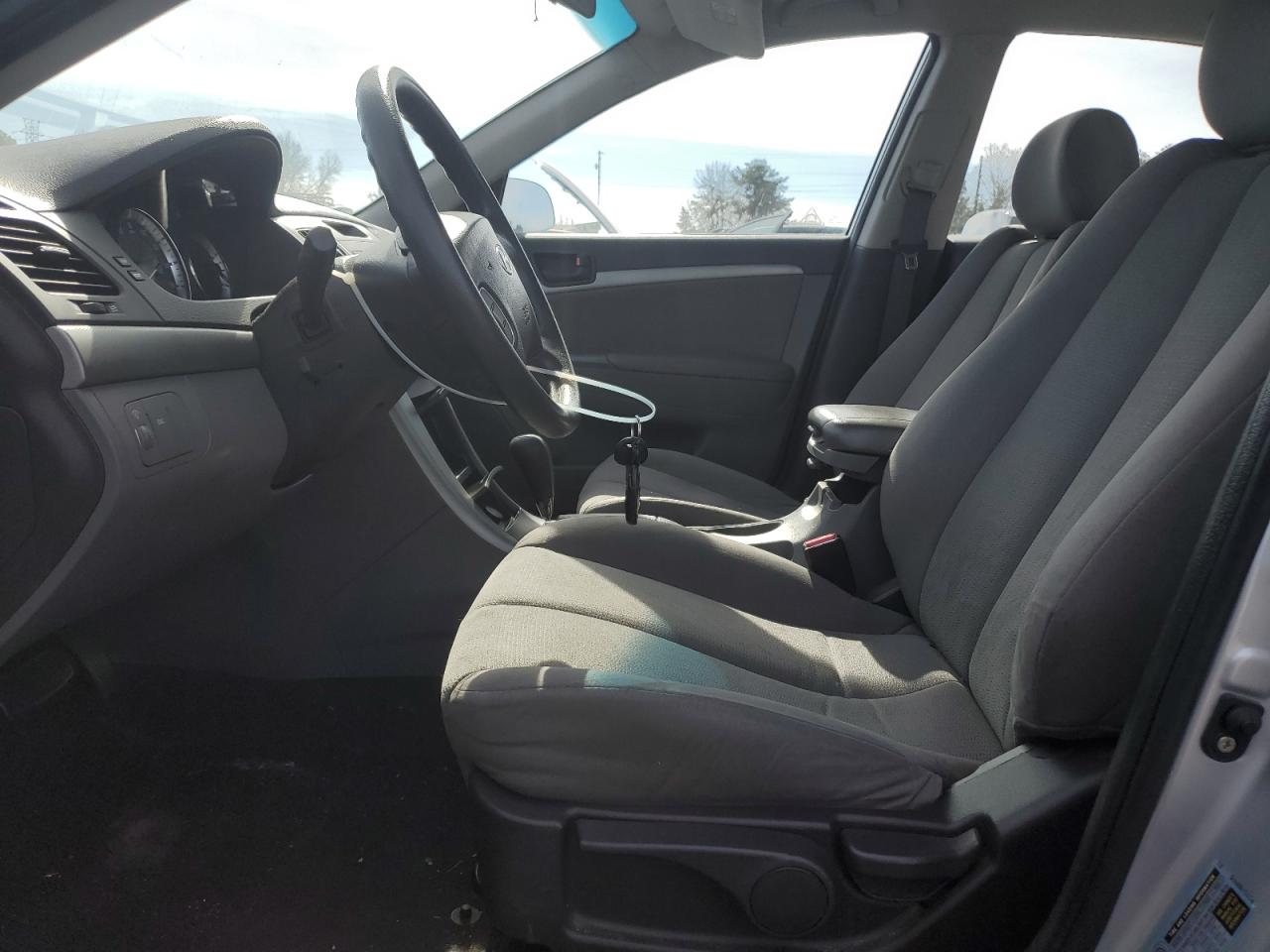 2009 Hyundai Sonata - Image 7