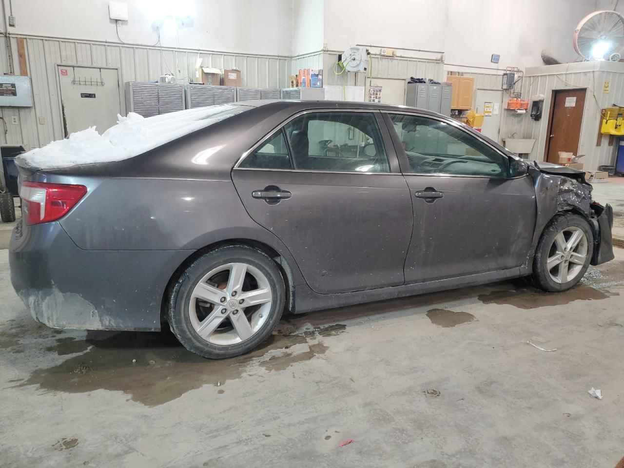 2013 Toyota Camry - Image 3