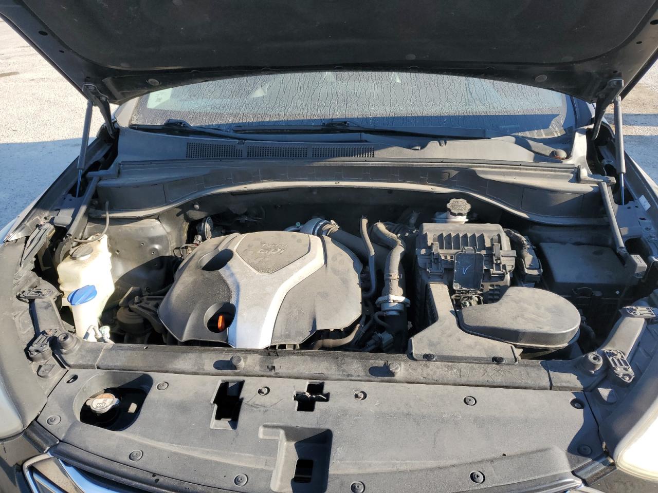 2013 Hyundai Santa Fe - Image 12