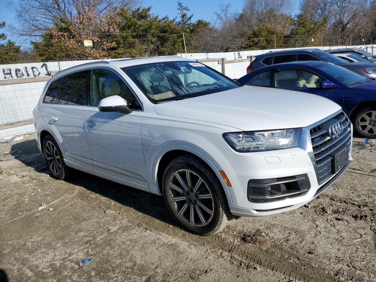 2017 Audi Q7 - Image 4