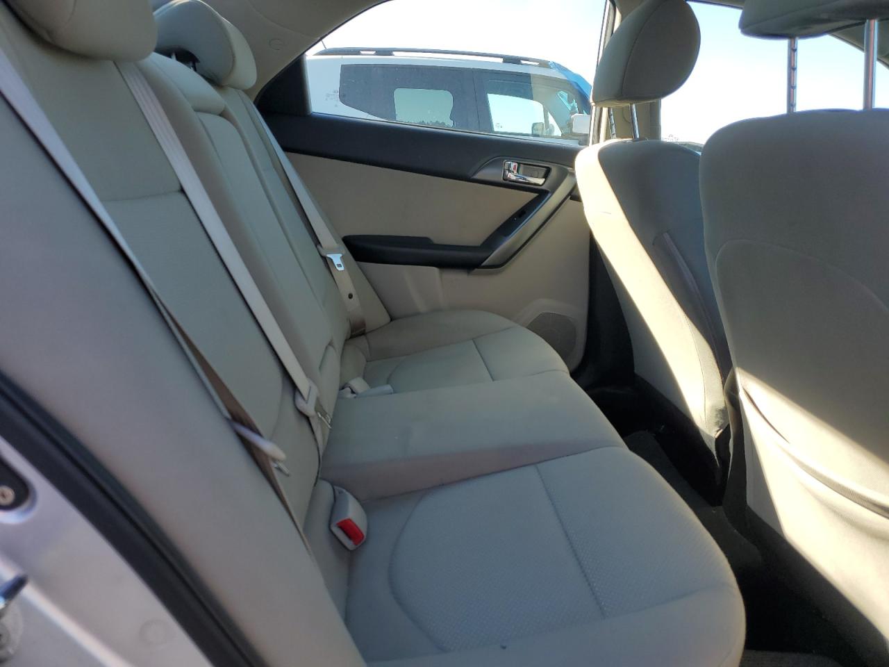 2013 Kia Forte - Image 10