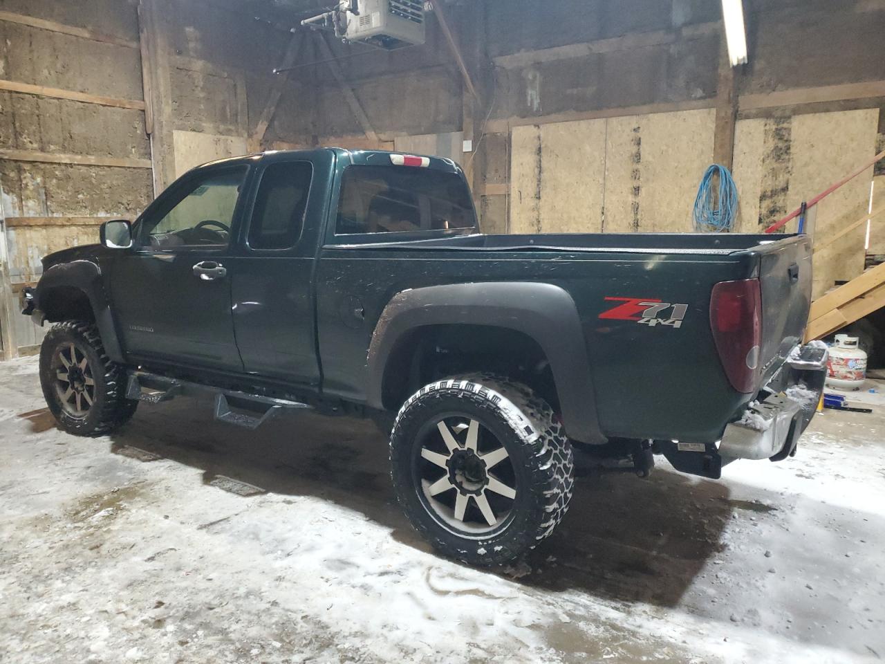 2005 Chevrolet Colorado - Image 2