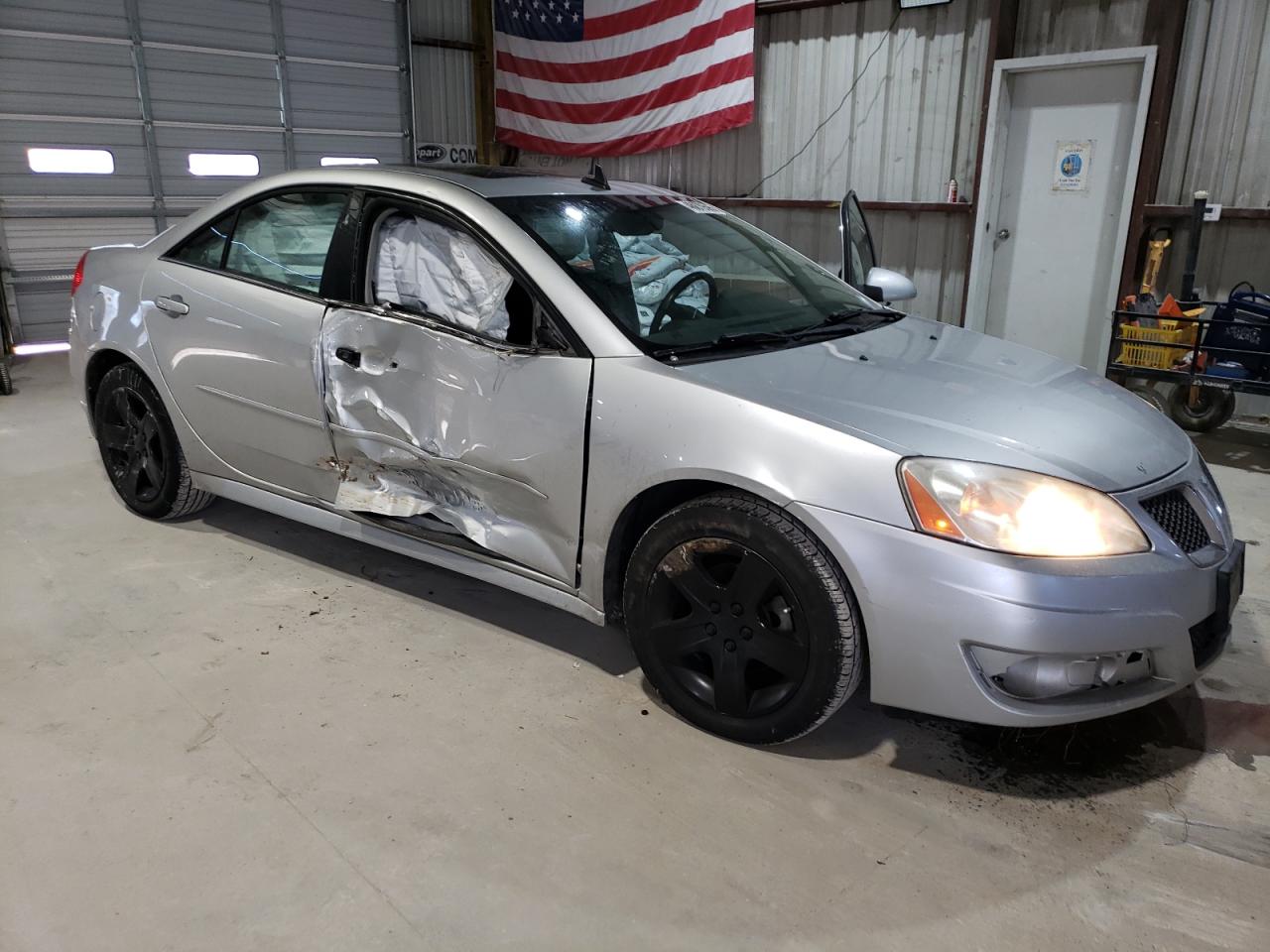 2010 Pontiac G6 - Image 4