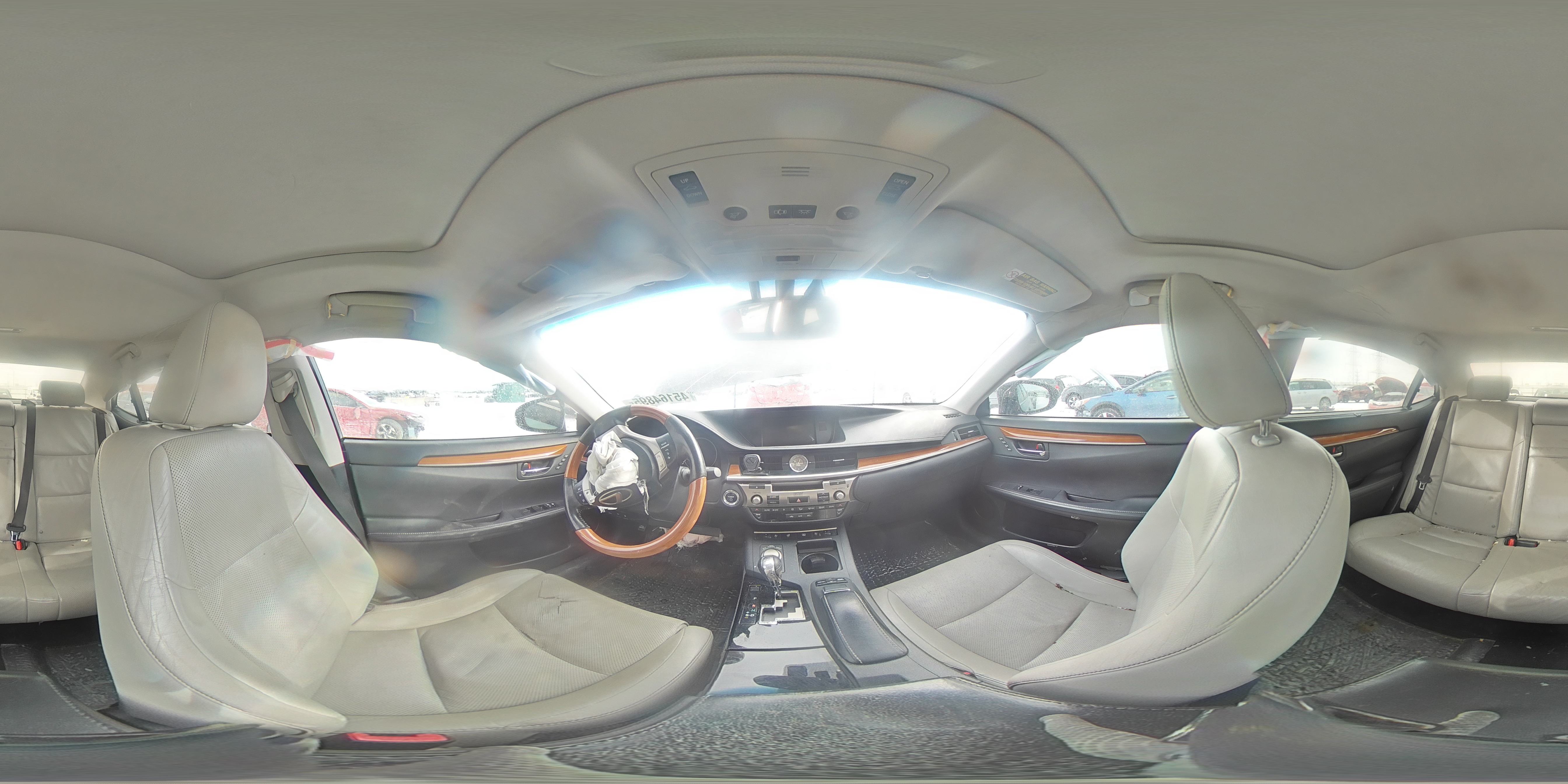 2013 Lexus ES - Image 13