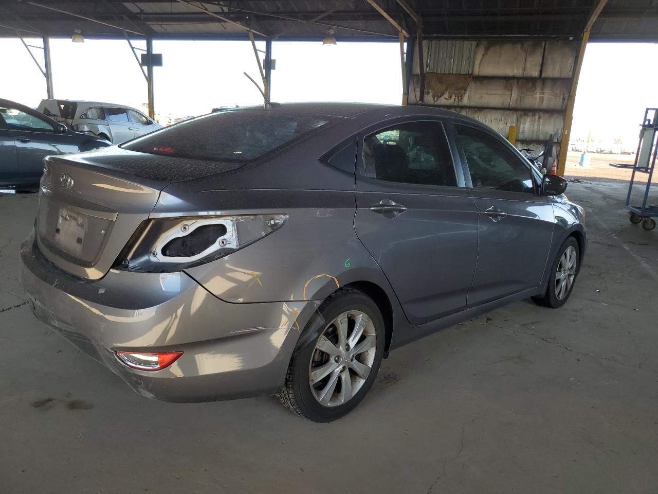 2014 Hyundai Accent - Image 3