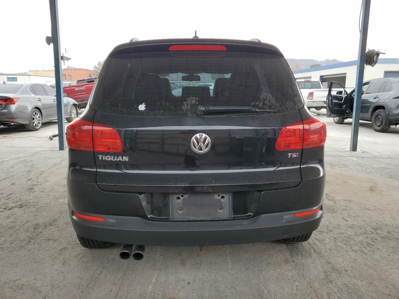 2016 Volkswagen Tiguan - Image 6