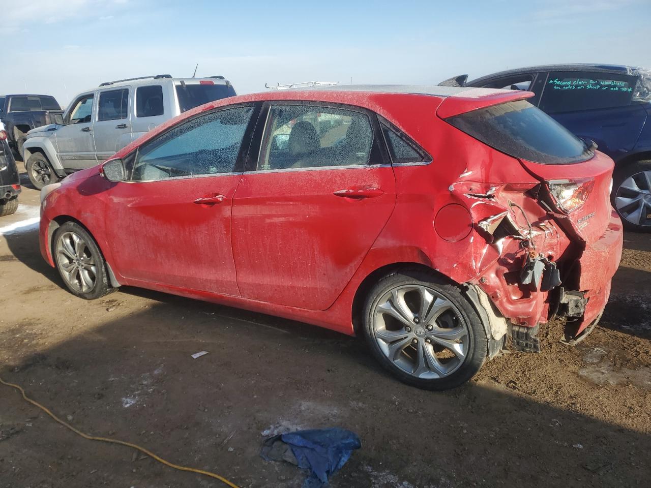 2013 Hyundai Elantra - Image 2