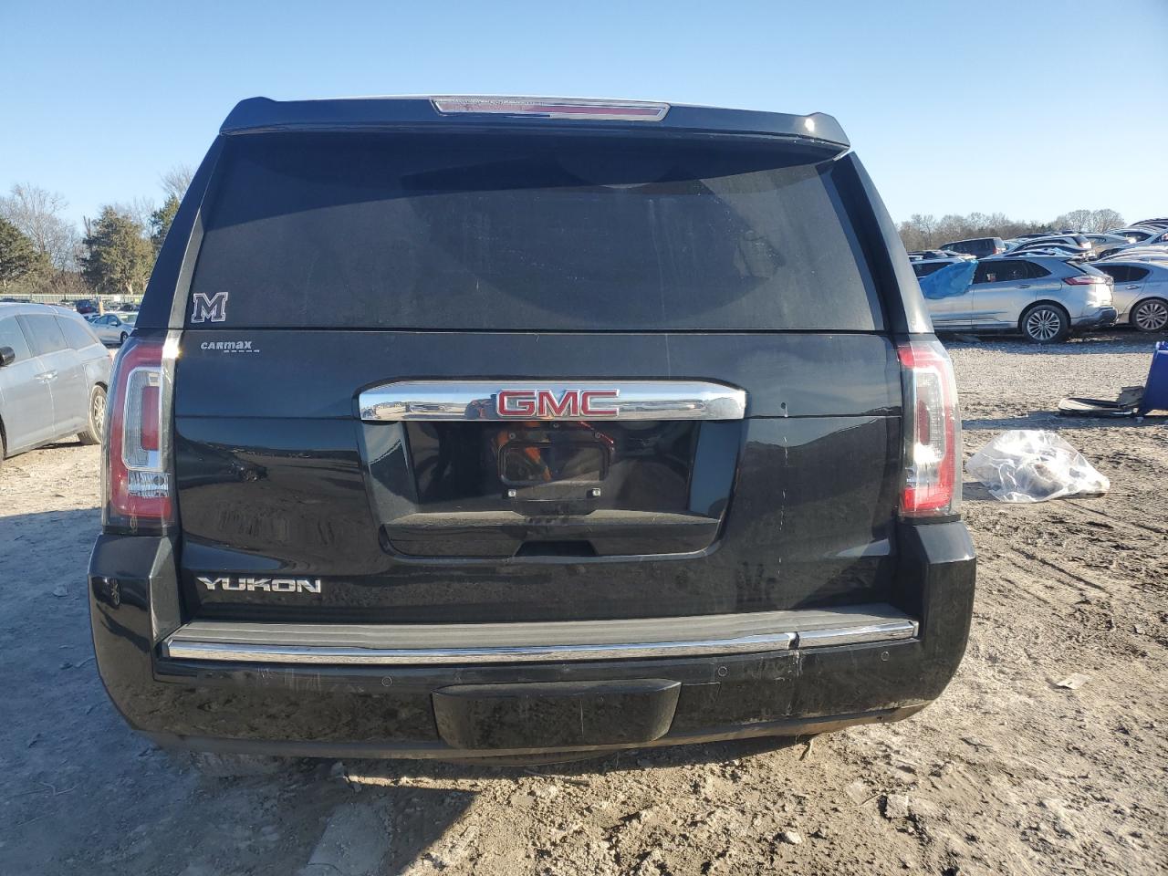 2015 GMC Yukon - Image 6
