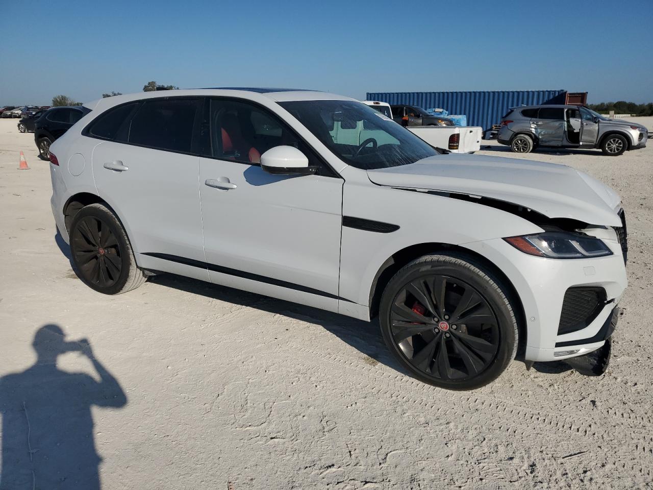 2021 Jaguar F-Pace - Image 4