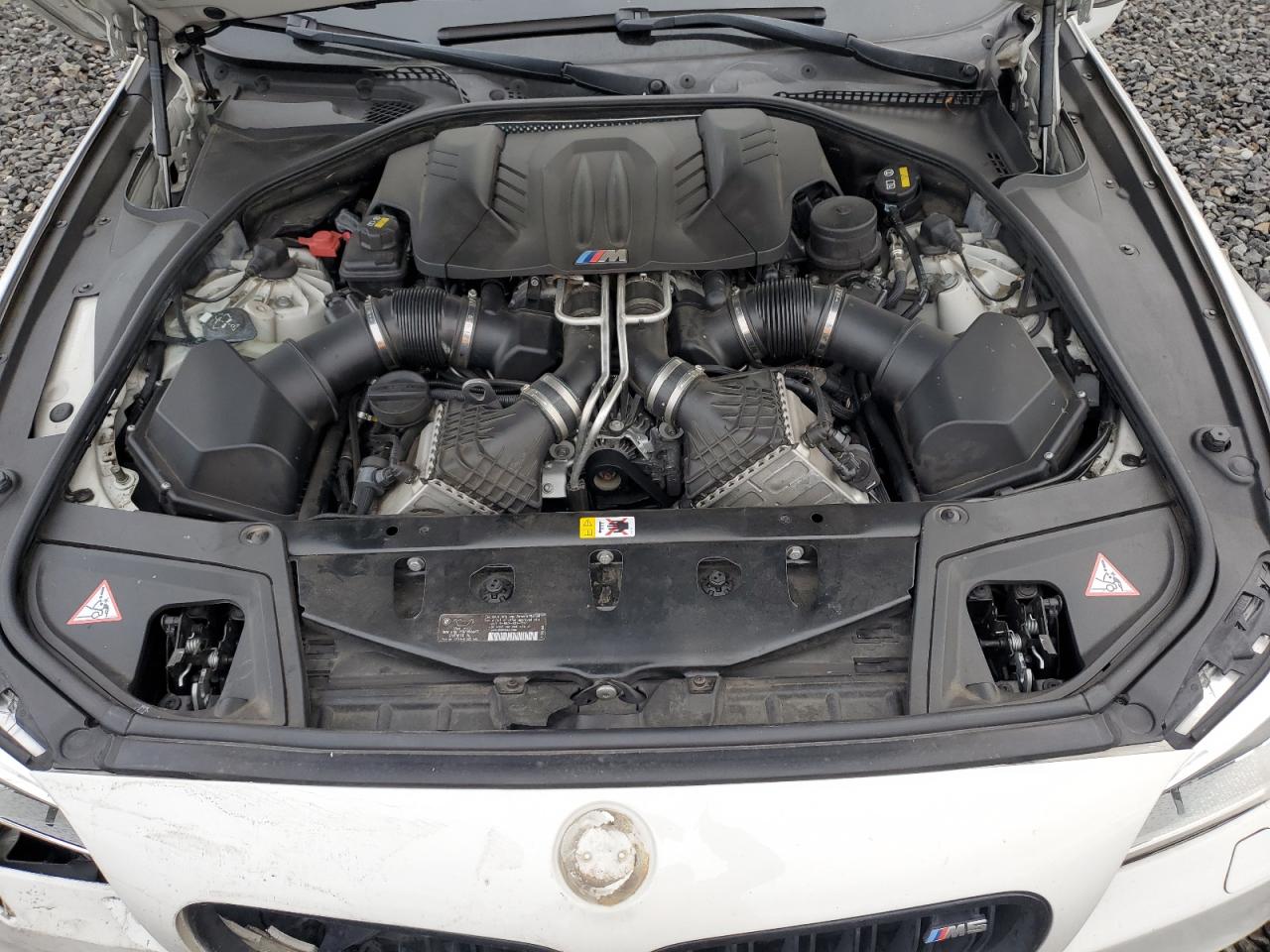 2015 BMW M5 - Image 13