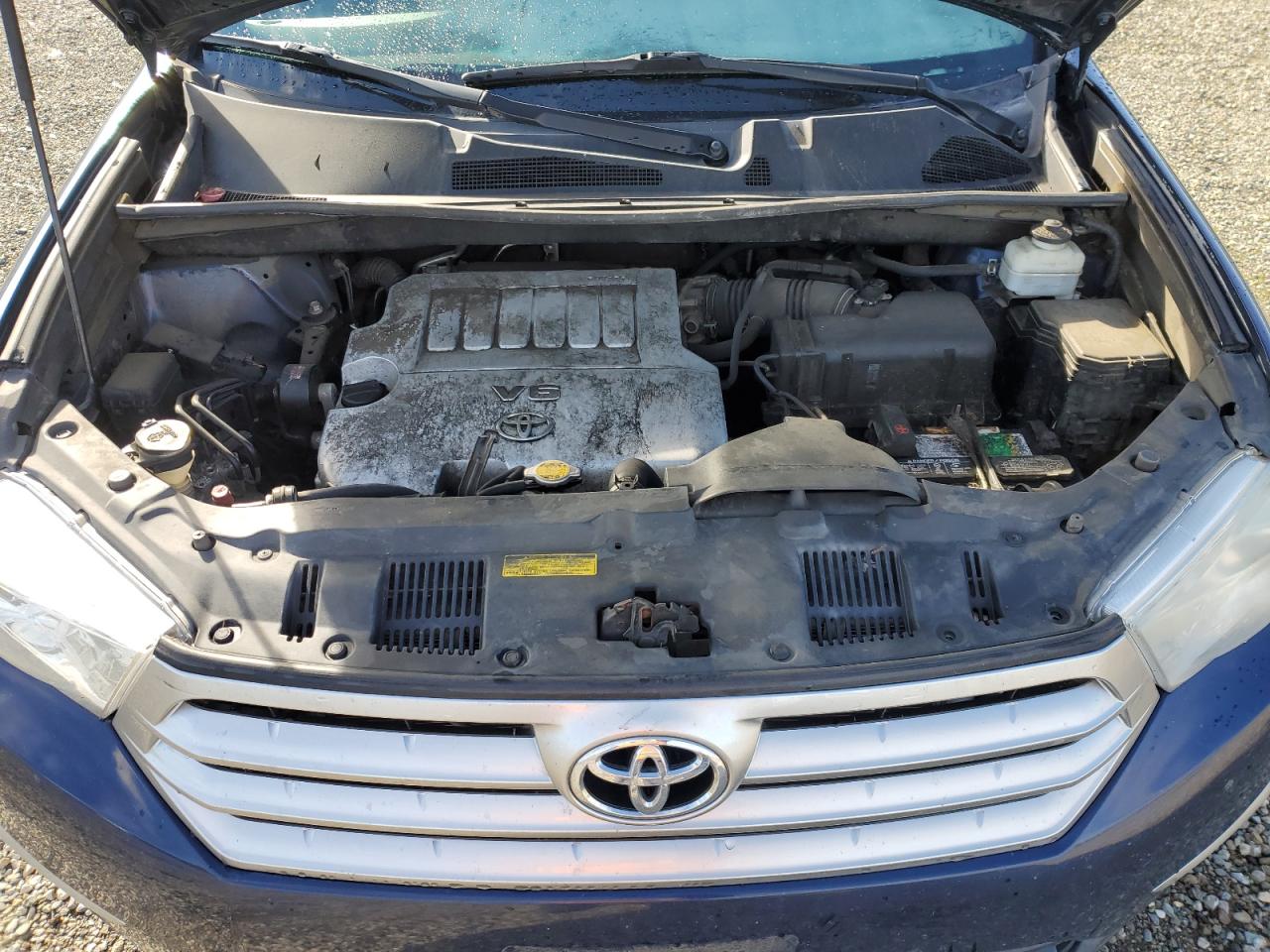 2011 Toyota Highlander - Image 14