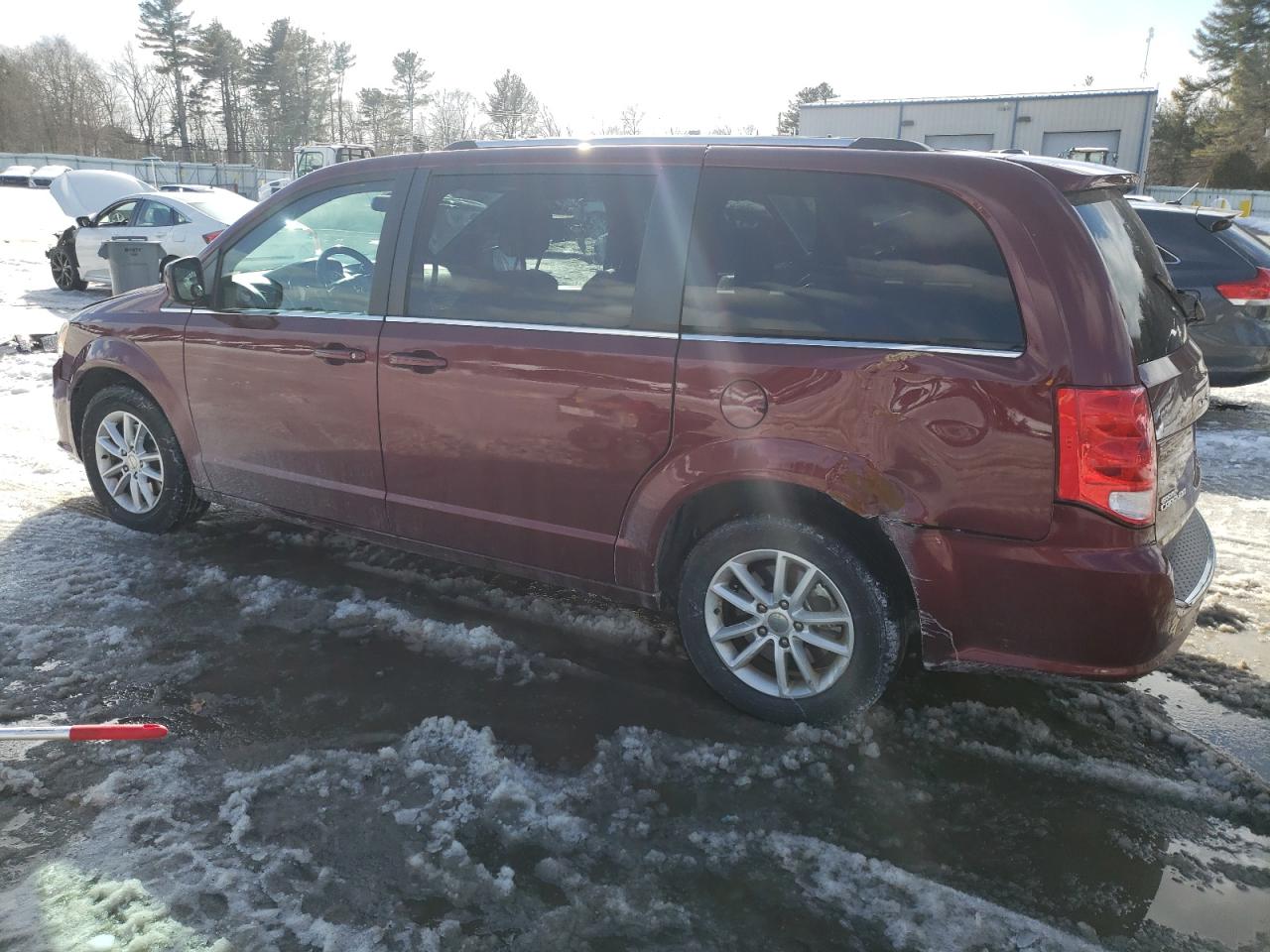 2018 Dodge Caravan - Image 2
