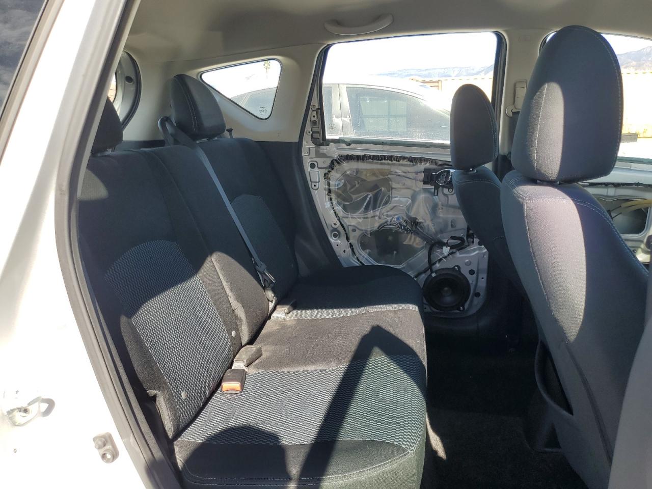 2016 Nissan Versa - Image 10