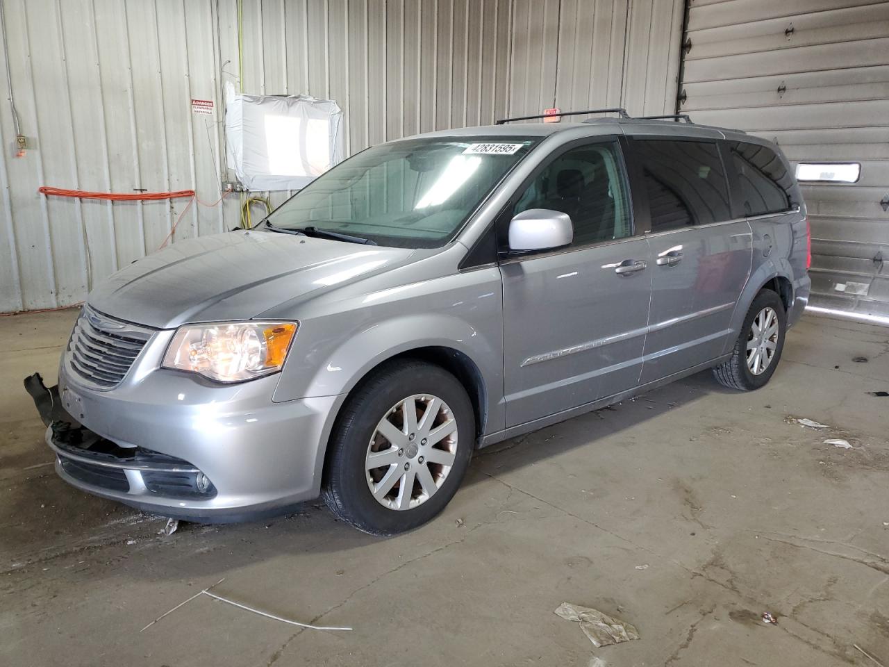2014 Chrysler Town & Country - Image 1