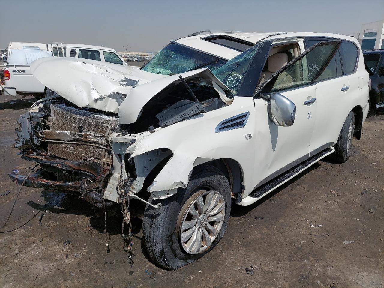 JN8AY2NY7E9070514 - 2014 Nissan Patrol - #46378495