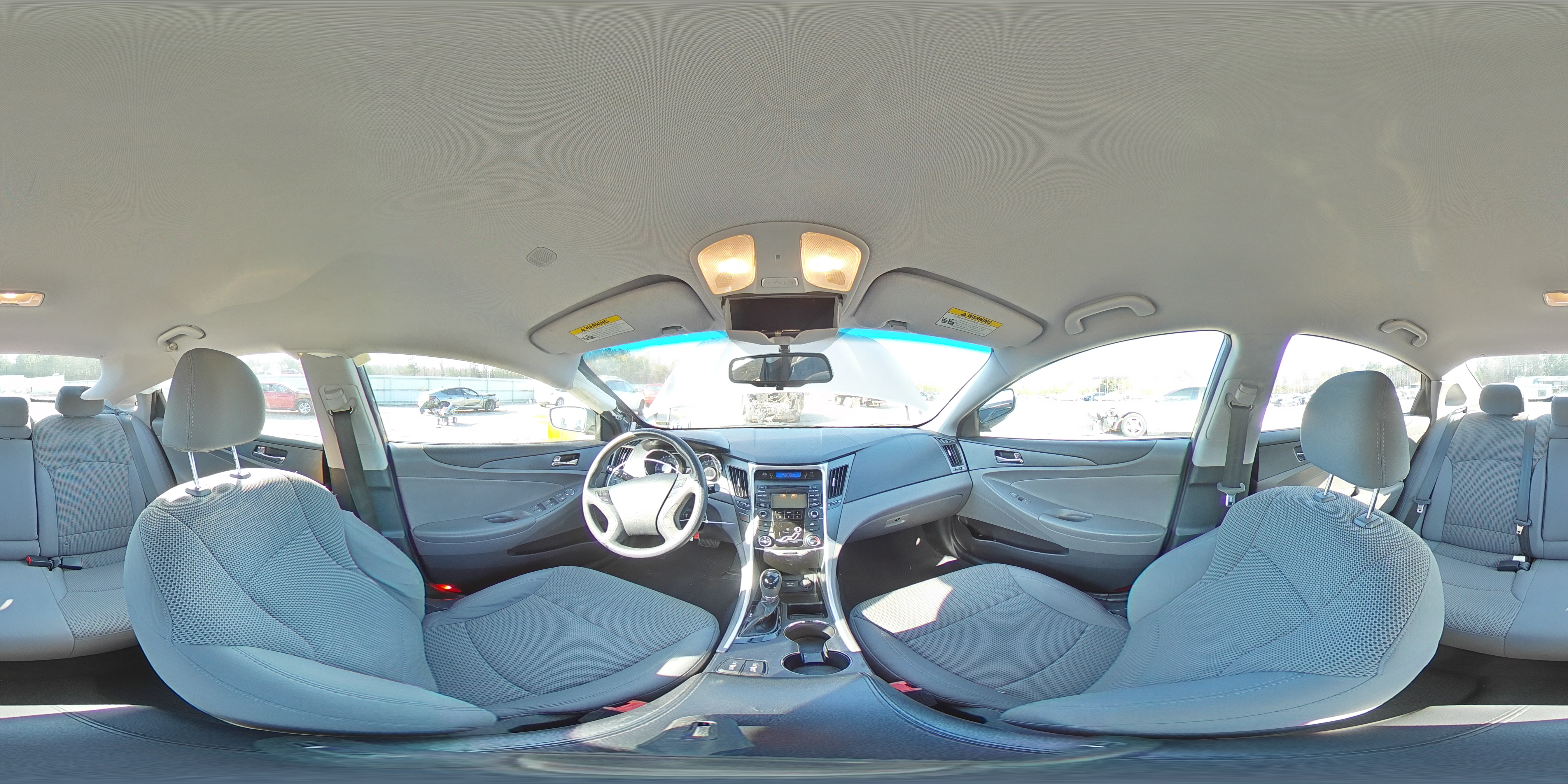 2013 Hyundai Sonata - Image 13