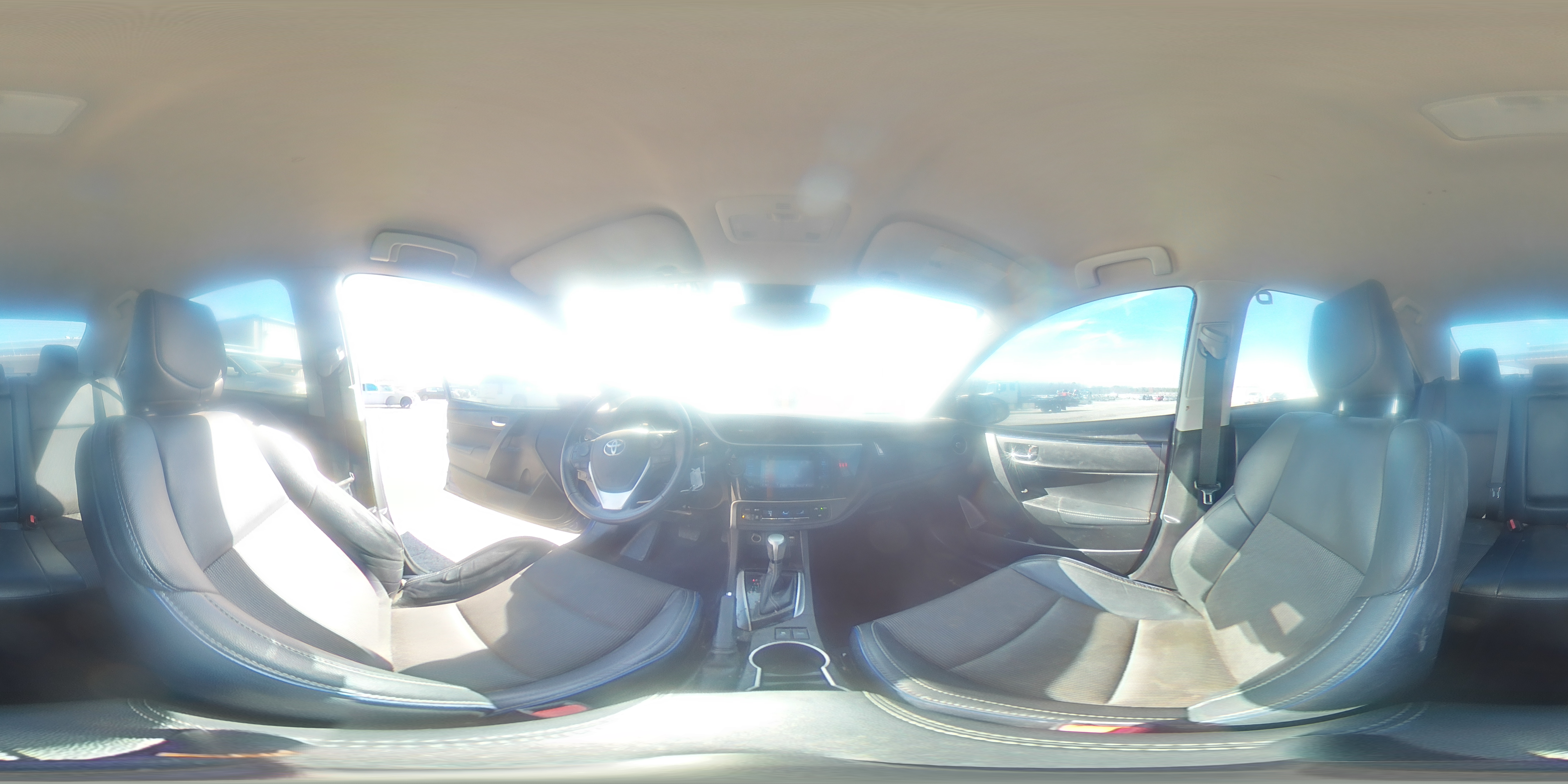 2018 Toyota Corolla - Image 14