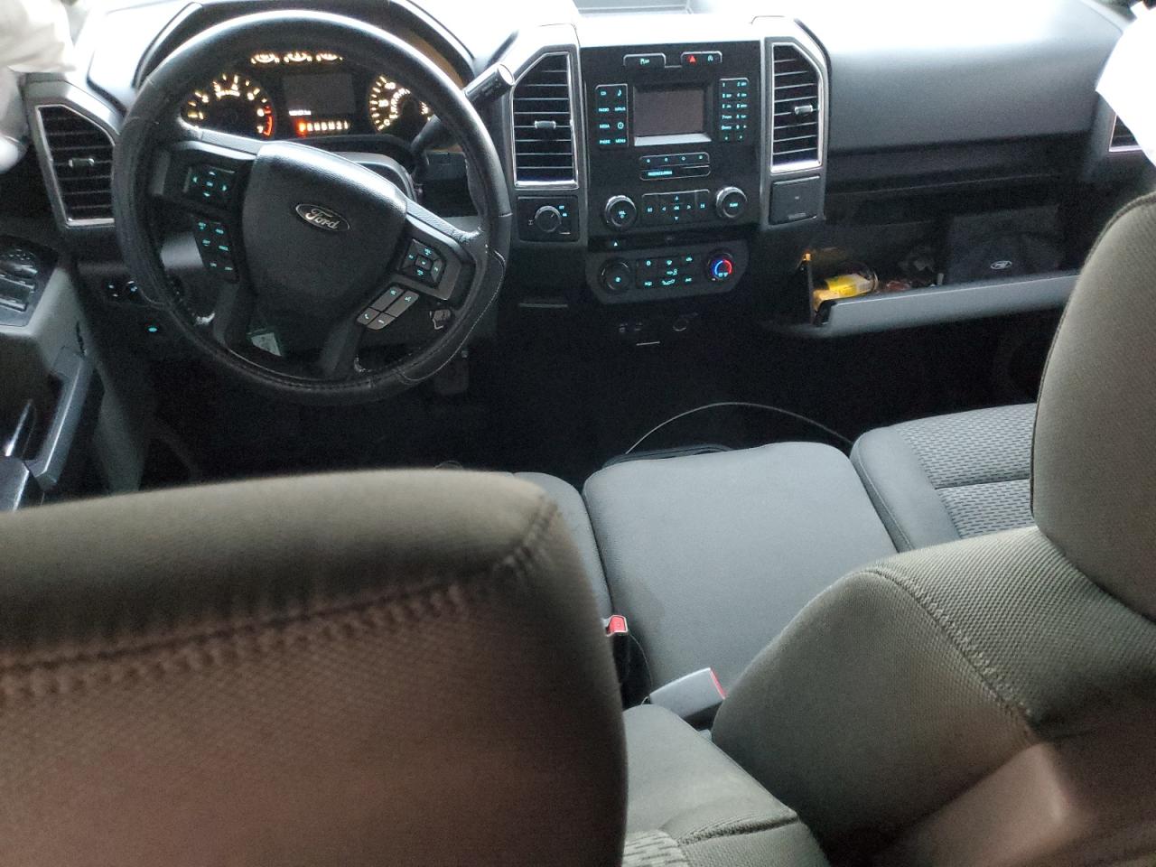 2015 Ford F-150 - Image 8