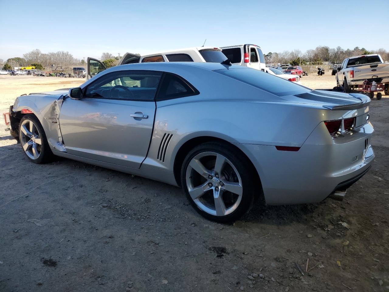 2010 Chevrolet Camaro - Image 2