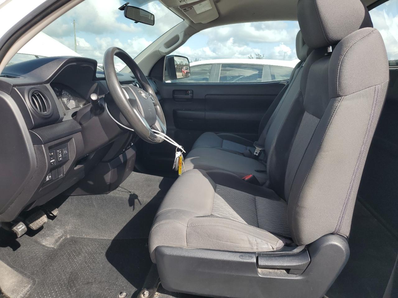 2015 Toyota Tundra - Image 7