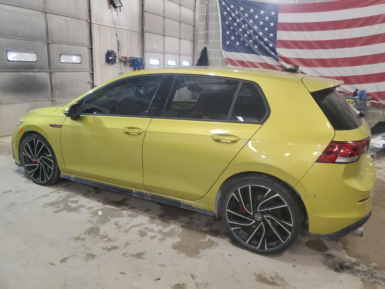 2022 Volkswagen GTI - Image 2