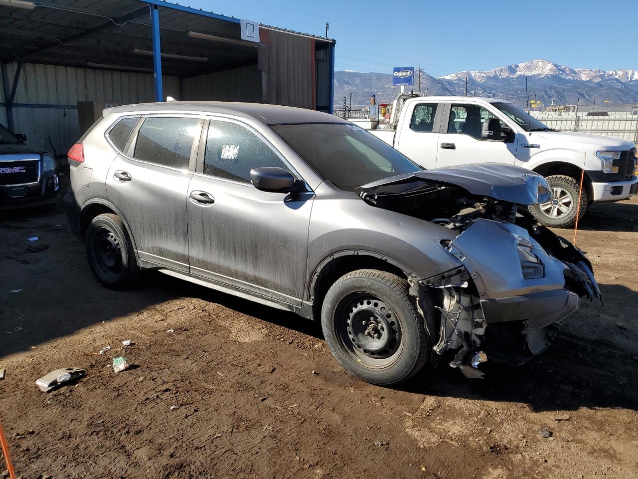 KNMAT2MVXHP537023 NISSAN ROGUE 2017