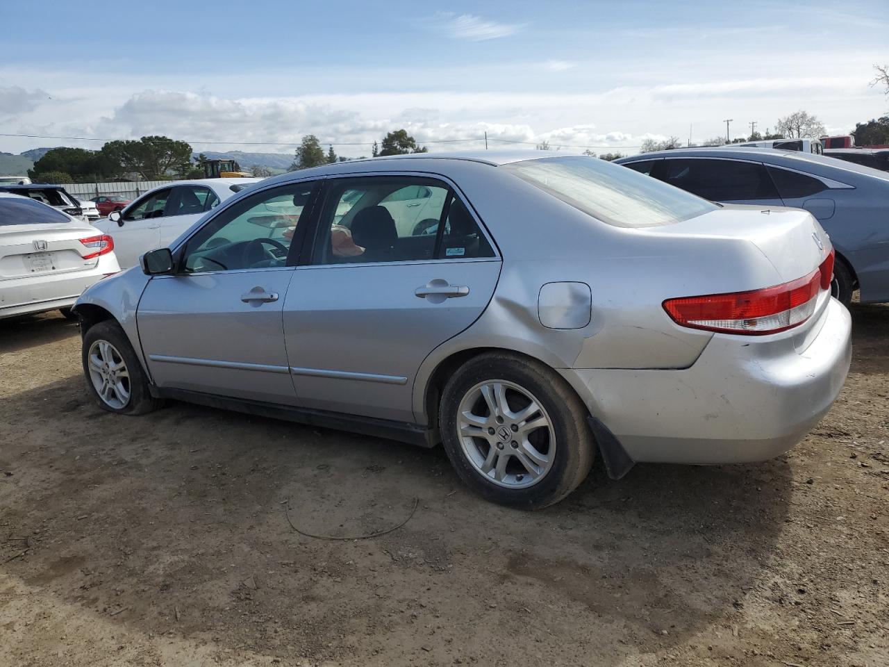 2003 Honda Accord - Image 2