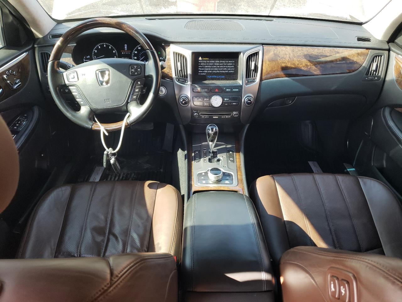 2011 Hyundai Equus - Image 8