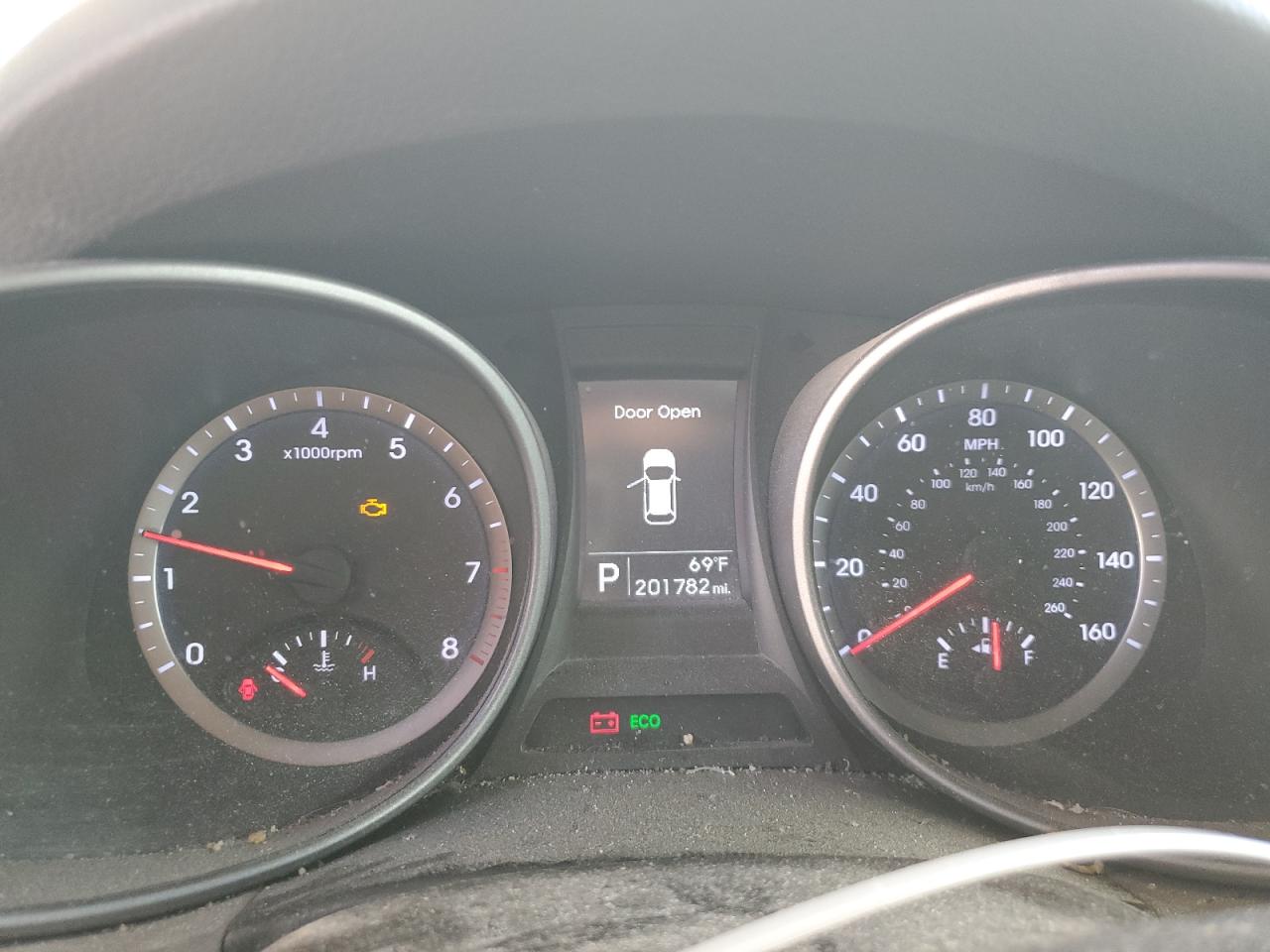 2014 Hyundai Santa Fe - Image 9