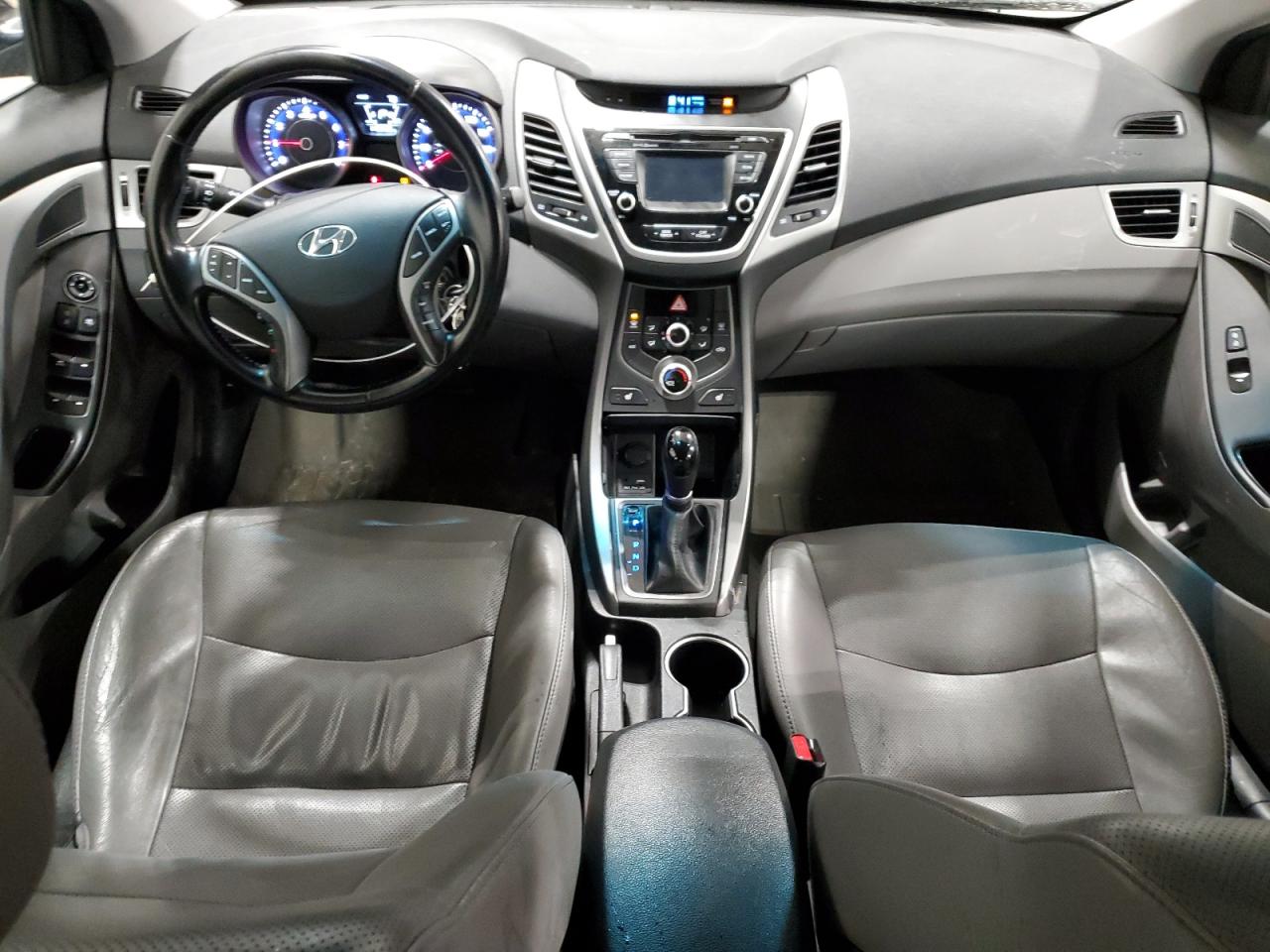 2014 Hyundai Elantra - Image 8