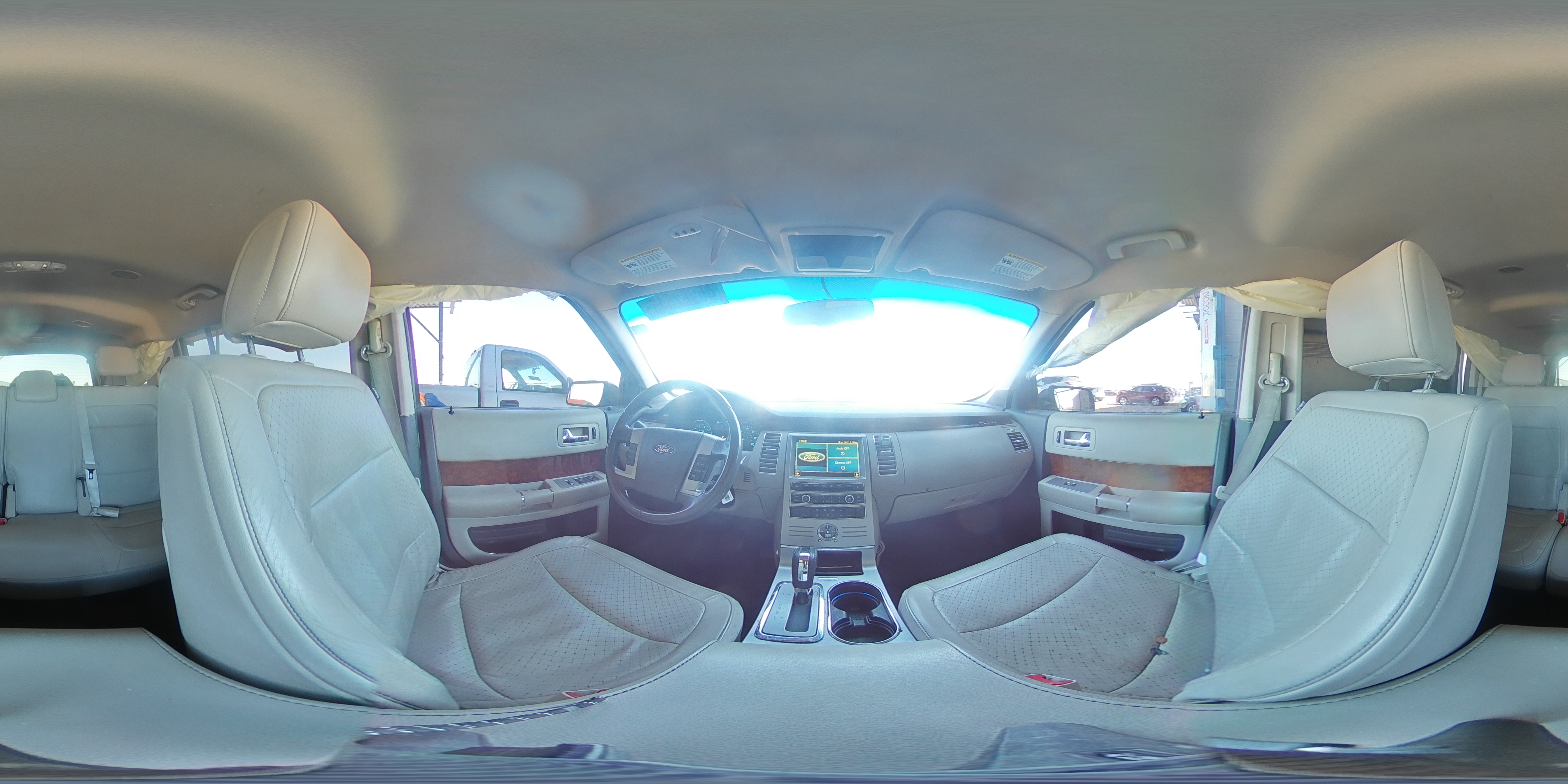 2010 Ford Flex - Image 13